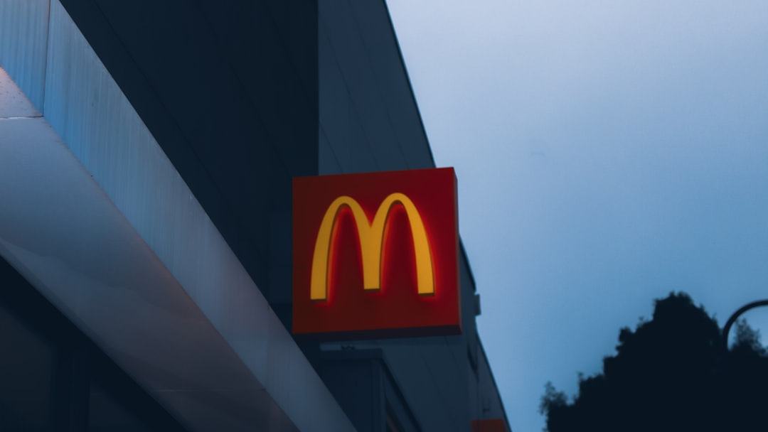 A ajuda inesperada de Ray Dalio ao McDonald’s que tornou os McNuggets um sucesso