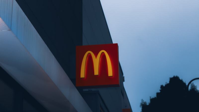 A ajuda inesperada de Ray Dalio ao McDonald’s que tornou os McNuggets um sucesso