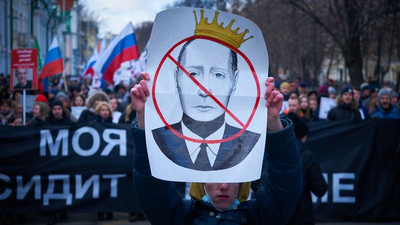Análise: Por que Putin acredita que ainda pode vencer, apesar dos reveses