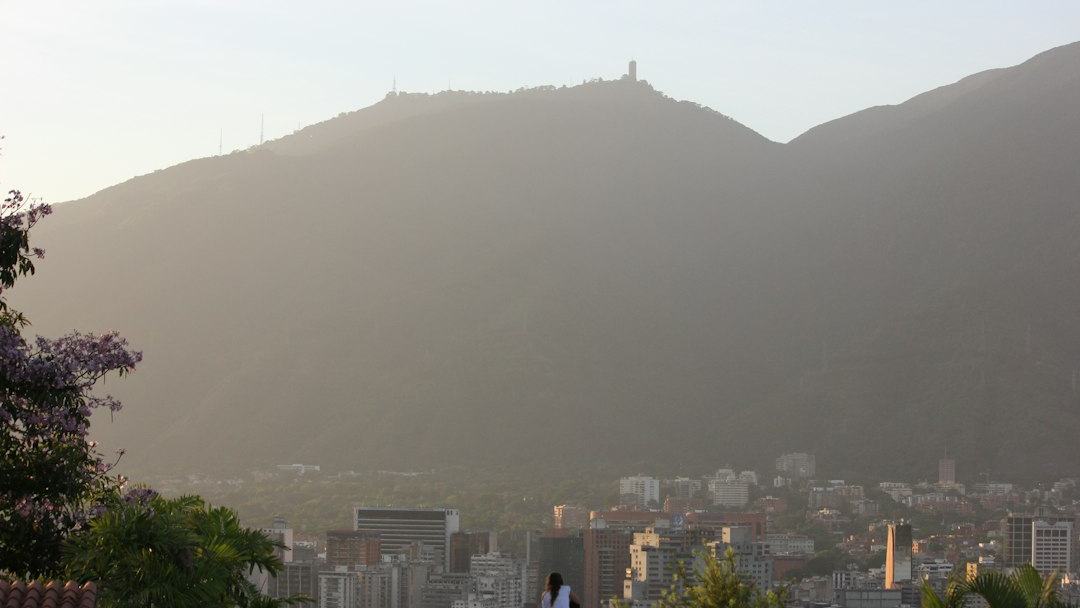 Caracas está assustadoramente segura. Esquadrões da morte do Estado garantiram isso