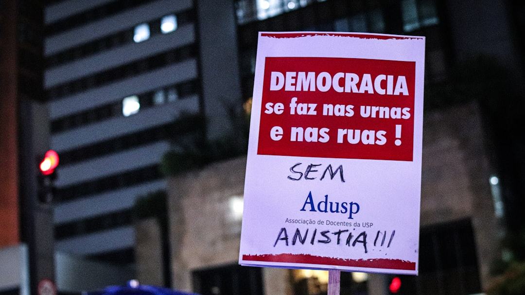 Centrão se afasta da disputa presidencial e deixa Lula e Flávio sem ampliar alianças
