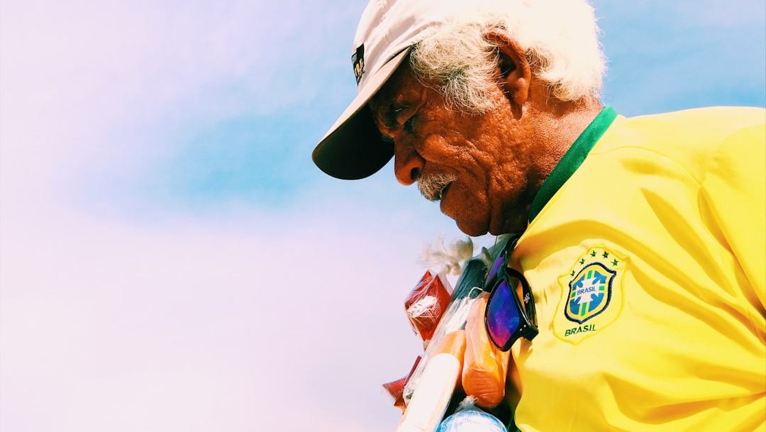 Chorar é coisa de homem, mas só no estádio: a Copa do Mundo como escola de emoções