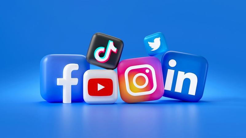 Como falsas promessas das redes sociais colocam nossa democracia em risco