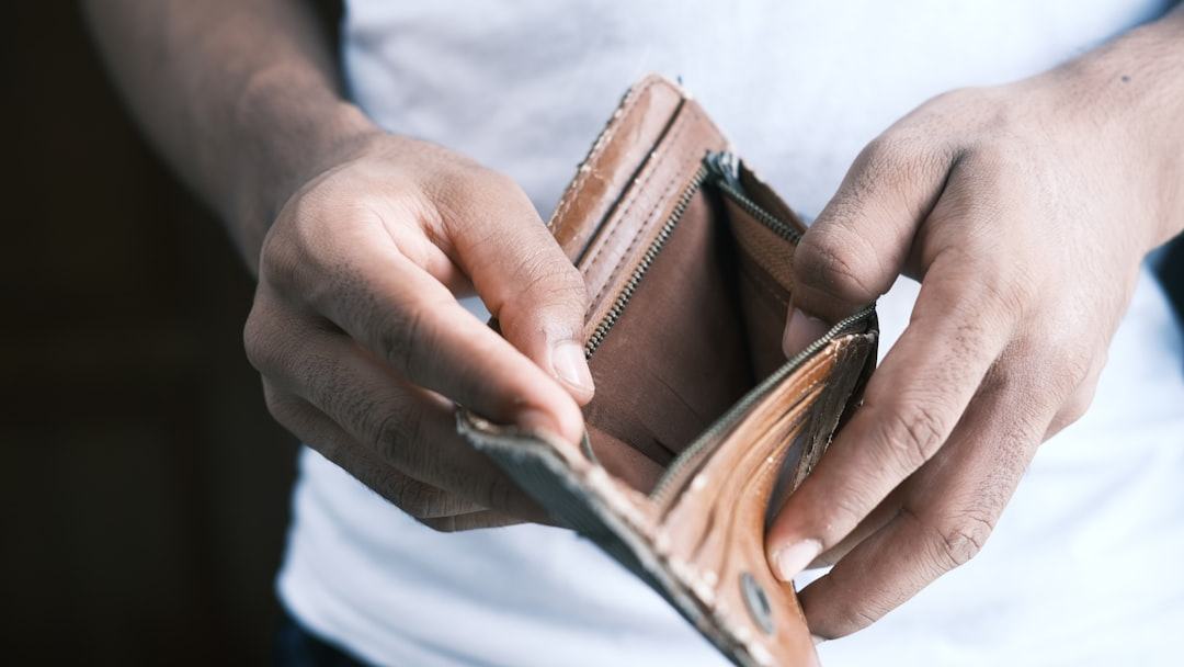 Crédito privado isento de IR volta a pagar menos que título público; vale a pena?