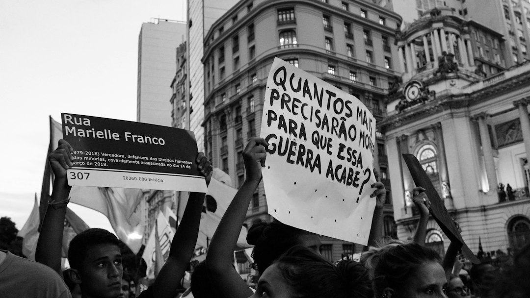 Direita amplia força nos Estados e vence 10 de 19 governos no primeiro turno
