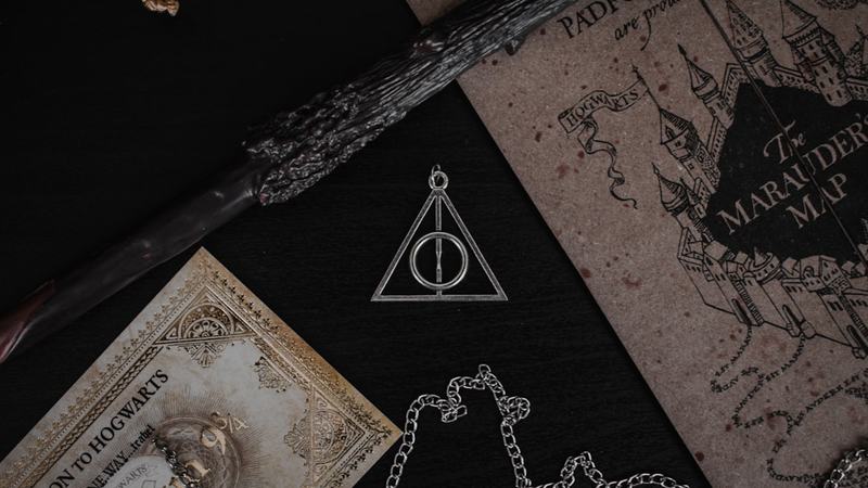 Diretora de 'Black Mirror' recusa série de Harry Potter por falas transfóbicas de J.K. Rowling