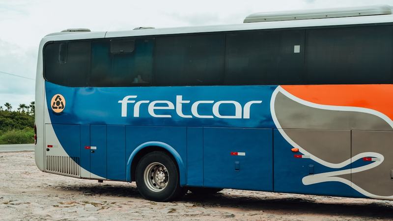 Fim do ar-condicionado? Nova tecnologia promete resfriar prédios sem energia
