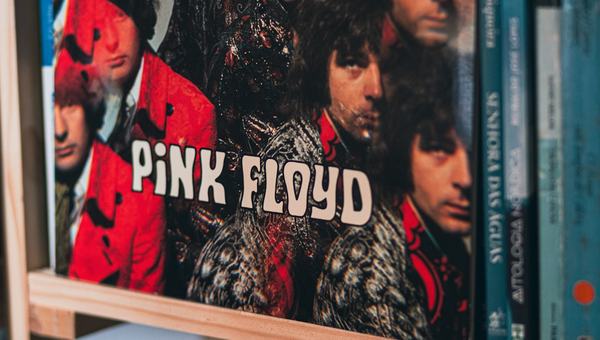 IA batizada em homenagem ao Pink Floyd faz mercado viver novo “choque DeepSeek”
