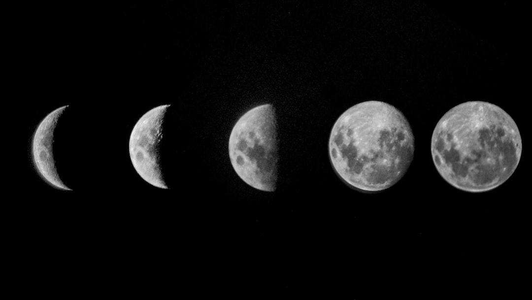 Lua pode ter se formado em apenas 5 horas após colisão com a Terra