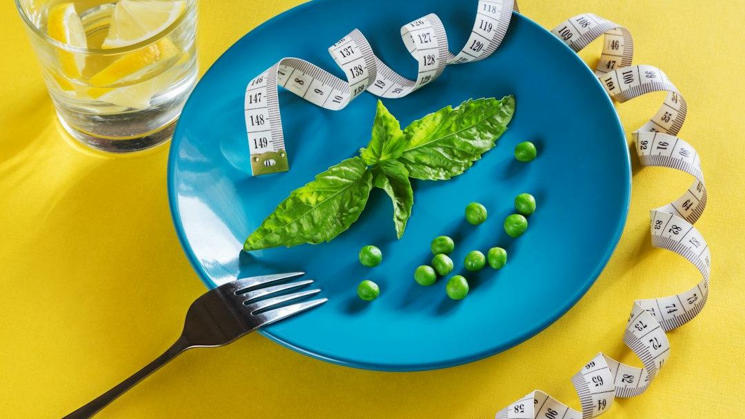 Menos calorias, mais proteína: cias. de alimentos tentam digerir avanço do GLP-1