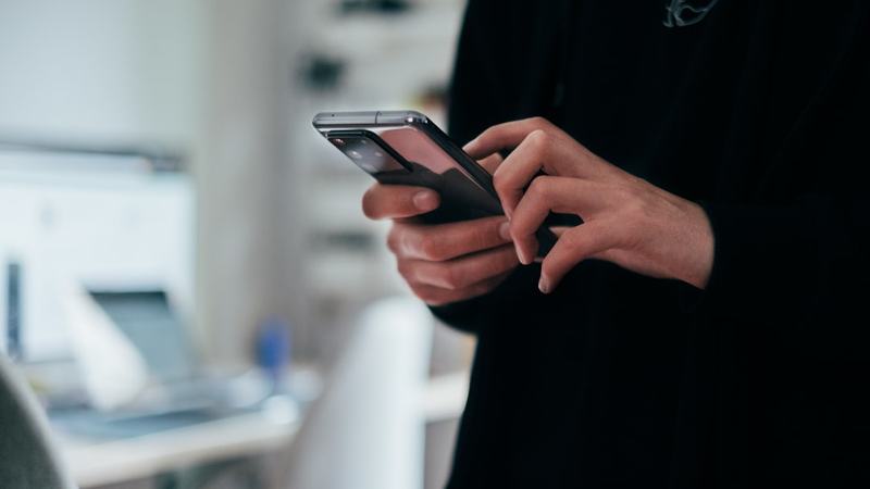 Pensando em trocar de celular? Seu smartphone pode ficar ainda mais caro