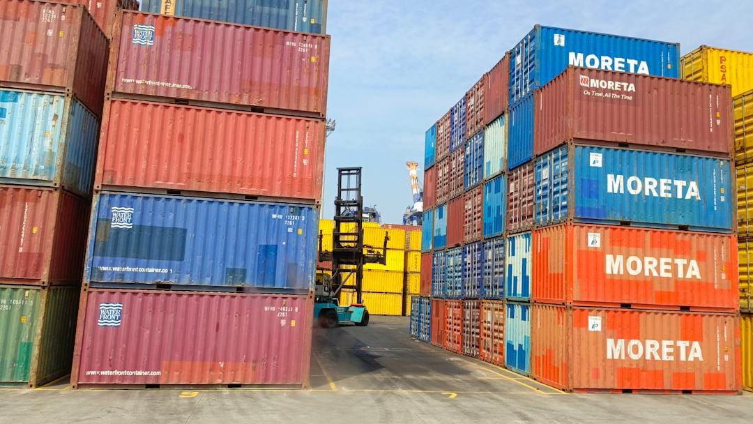 Recorde de exportações mascara velho problema: vender commodities e comprar tecnologia trava desenvolvimento