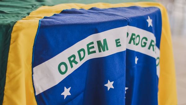 Regras fiscais ruíram e Brasil caminha para crise em 2027 sem reformas, alerta UBS