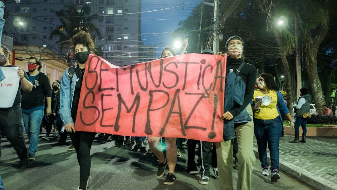 Renan tenta transformar eleição em disputa por “projeto de civilização” para o Brasil