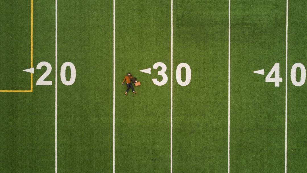 Tom Brady diz a jovens profissionais para tratarem a carreira como o Super Bowl