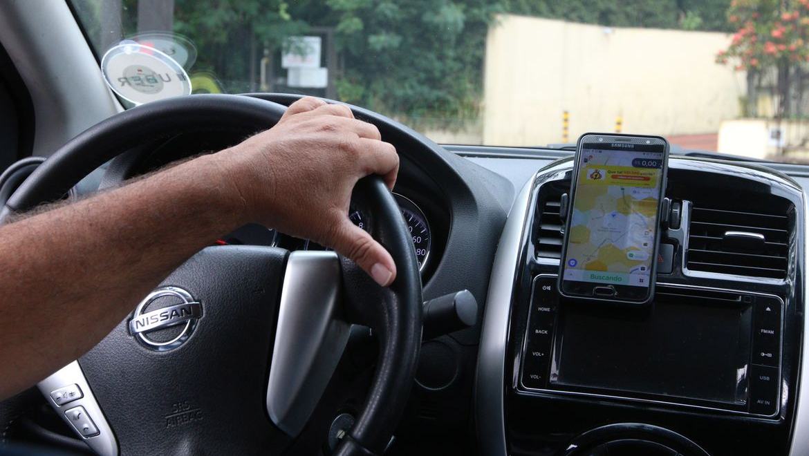 CMN veta taxa de cadastro em crédito para motoristas de app