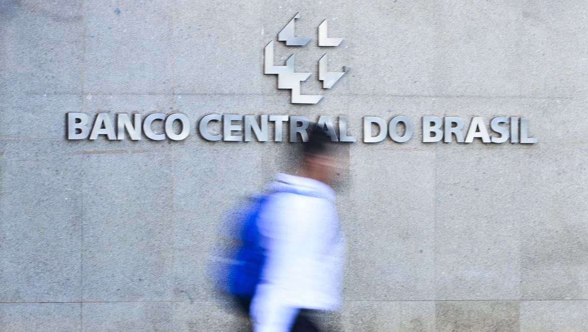 Copom avalia indicadores econômicos e decide sobre Selic