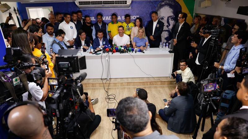 Douglas Ruas critica judicialização da eleição e se declara governador