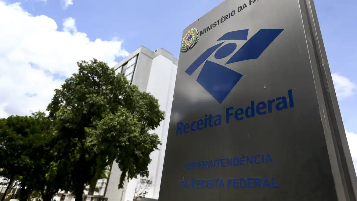 Emissão de notas fiscais com CBS e IBS começa nesta segunda-feira