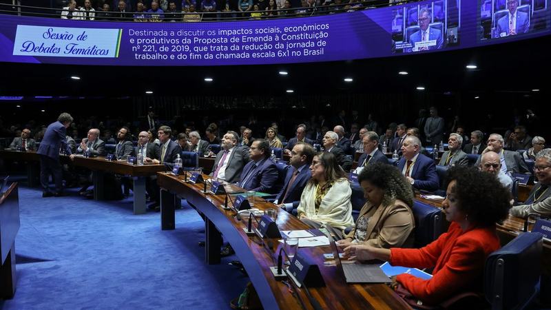 Empresários atacam PEC 6x1 no Senado; sindicatos e governo defendem