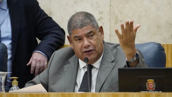 Ex-vereador Milton Leite se entrega à polícia após operação contra PCC