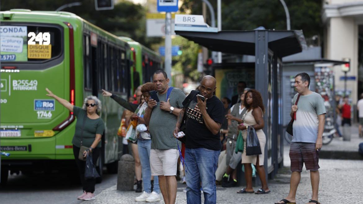 Lula sanciona lei do Marco Legal do Transporte Público Coletivo
