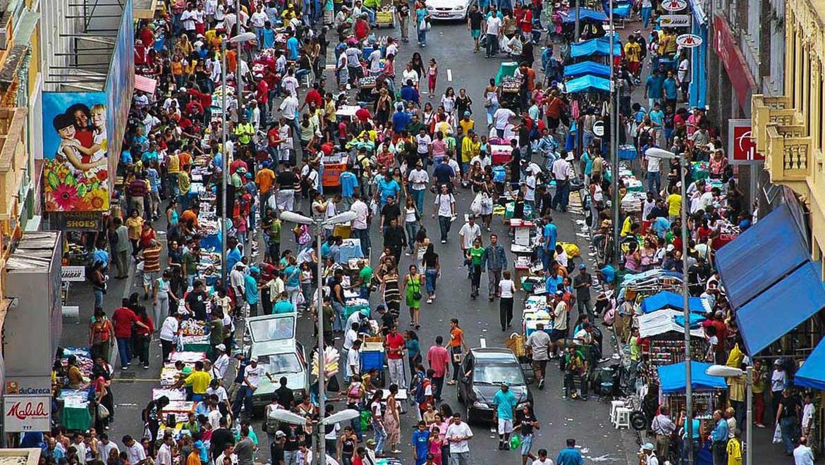 MPSP recomenda intervenção na Feira do Brás por causa de dívida