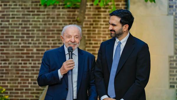 Nos EUA, Lula se reúne com prefeito de Nova York e presidente uruguaio