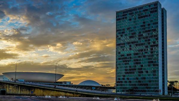 Senado: oposição obstrui e fim da escala 6x1 não vai a plenário