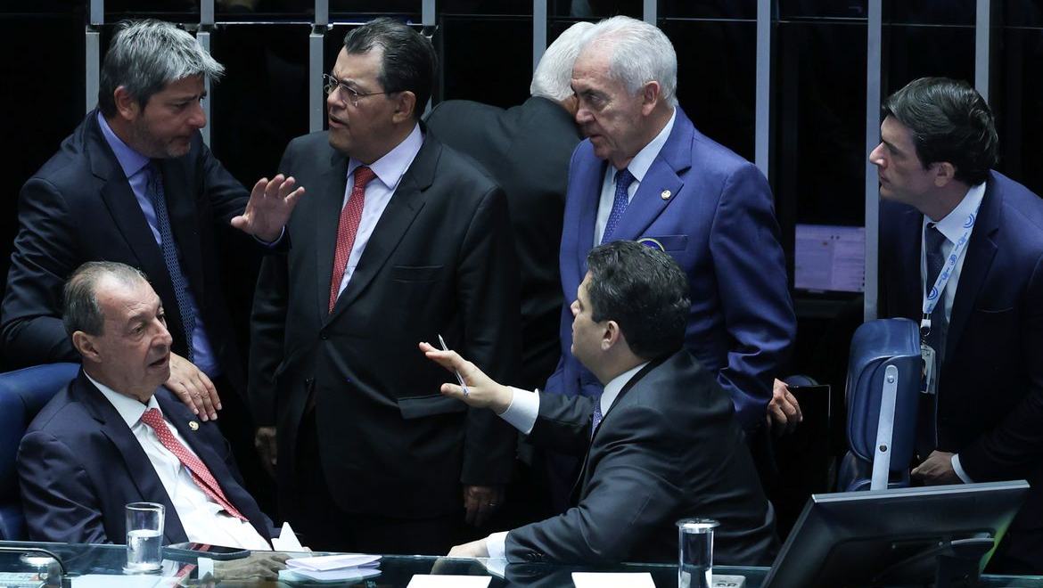 Senadores aprovam pedido para acelerar votação da PEC da Segurança