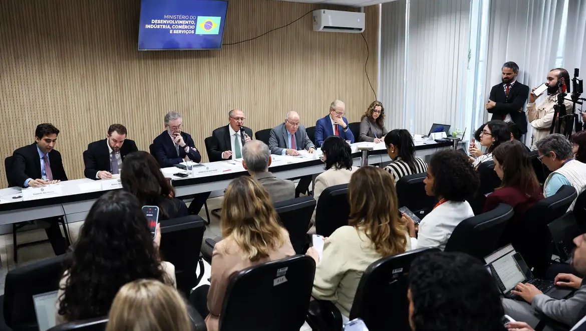 Setores atingidos por tarifaço dos EUA terão novo plano de socorro