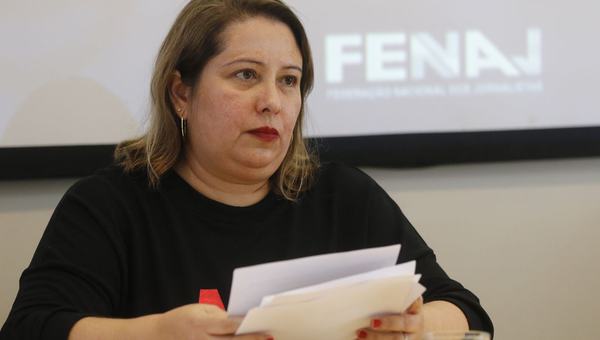 "Tiktokização" e crise sufocam propostas de campanha, diz Fenaj